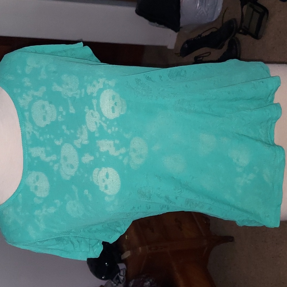 I'm in love with Derek XL Skull shirt